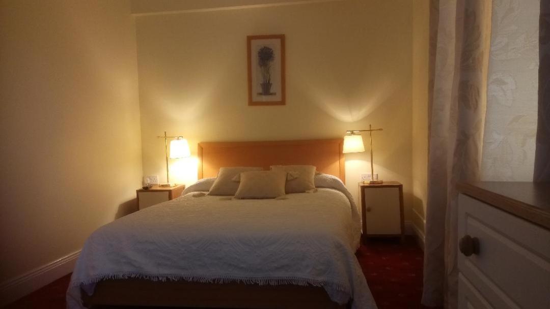 The Rio Bed & Breakfast Голуей Екстериор снимка