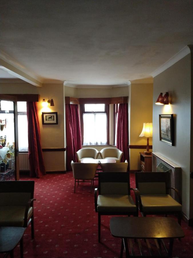 The Rio Bed & Breakfast Голуей Екстериор снимка