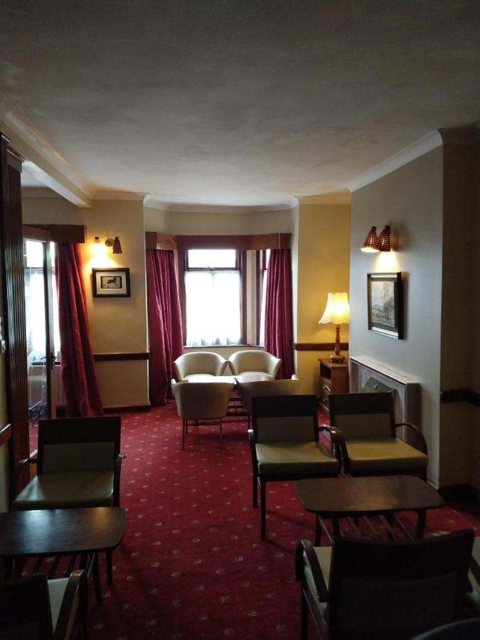 The Rio Bed & Breakfast Голуей Екстериор снимка