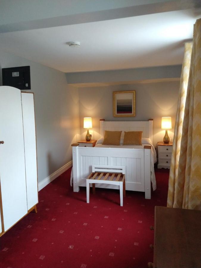 The Rio Bed & Breakfast Голуей Екстериор снимка
